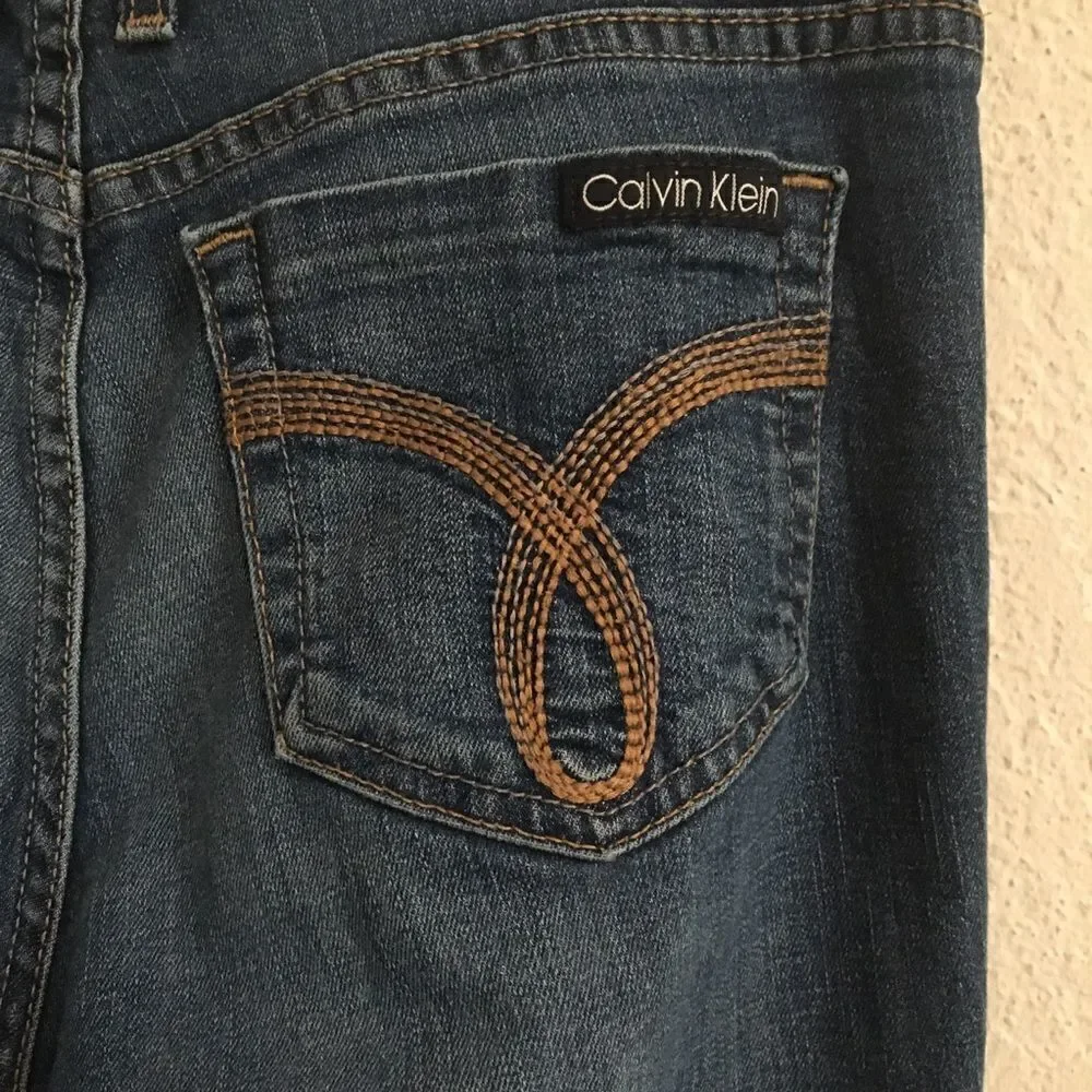 ‎Calvin Klein cropped cuffed jeans 28